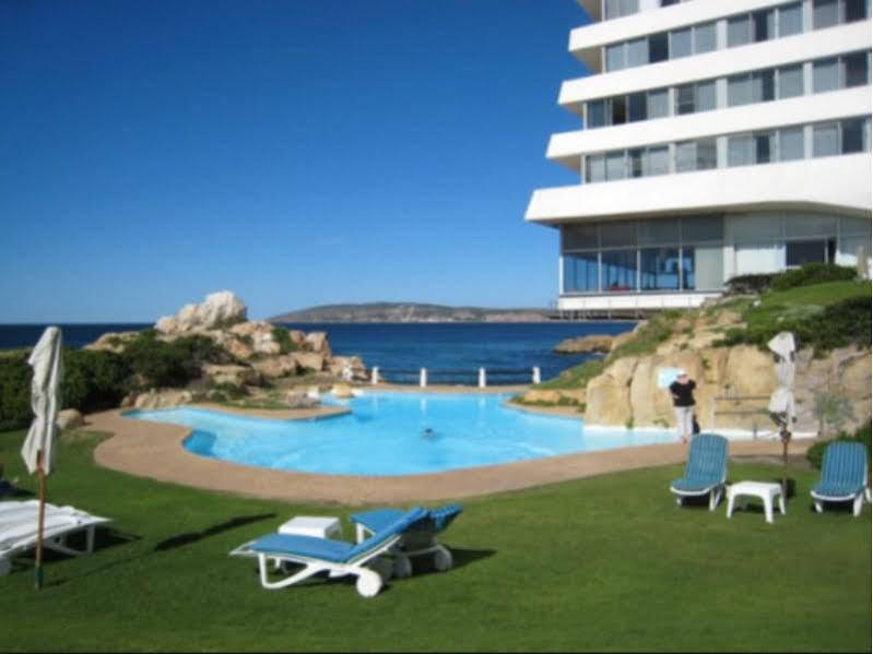 Beacon Island Resort Plettenbergbaai Buitenkant foto