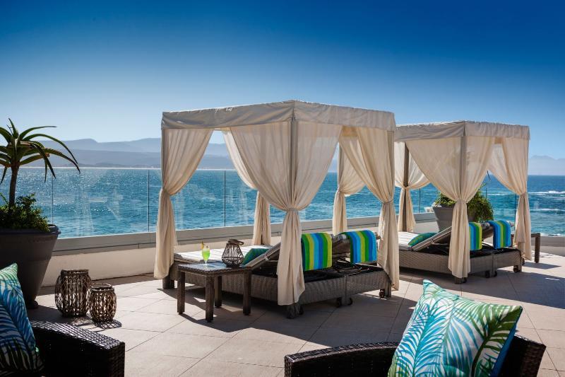 Beacon Island Resort Plettenbergbaai Buitenkant foto
